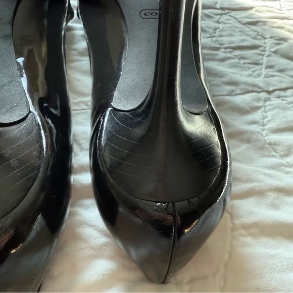 Coach Women’s Black Shiny Open Toe Heels Pumps with Coach Button Buckle - Picture 10 of 12
